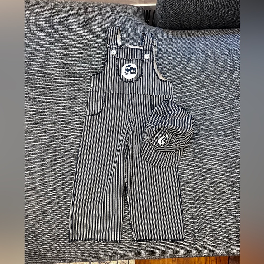 Train conductor costume / outfit - 24 months / 2T